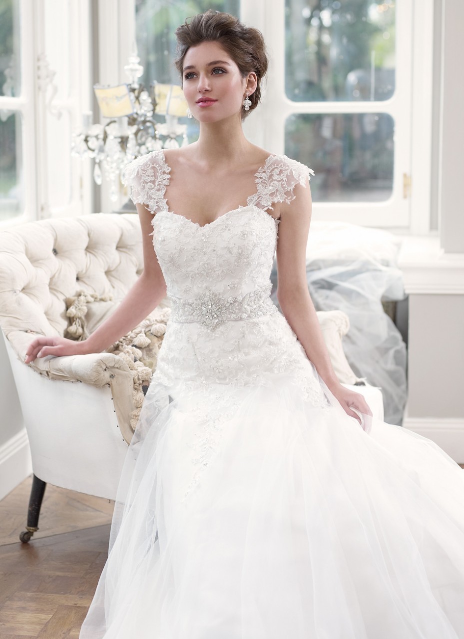 Beautiful Lace Wedding Dresses 10