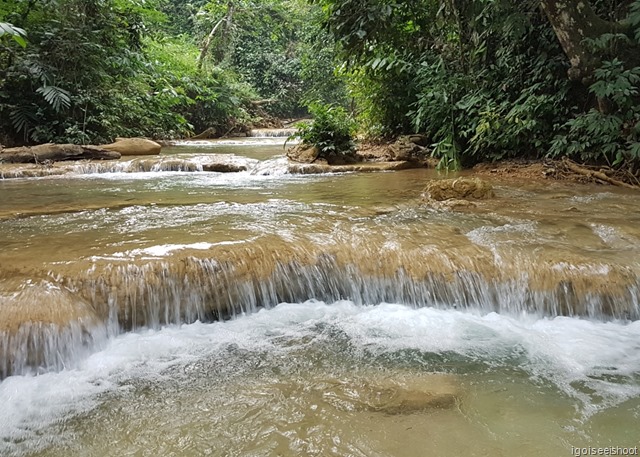 Thac Hieu ( Hieu Waterfall). in Pu Luong 