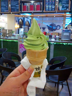 Food lover, foodgasm, Malaysian Cuisine, Malaysian Food, Best food in Malaysia, Travel to Malaysia, What to eat in Malaysia, Green Tea, Green Tea Icecream, Food bloggers in Pakistan, Teh tarik, Milk Tea