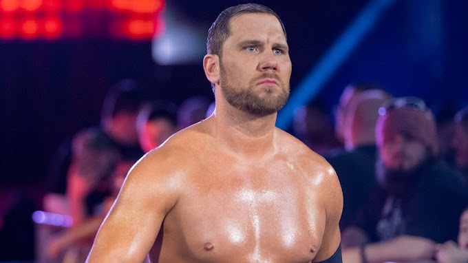 Curtis Axel demitido da WWE.