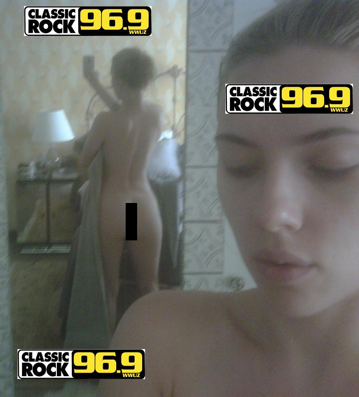  celebrity nudes Naked pictures that SCARLETT JOHANSSON apparently took 