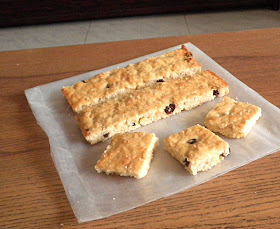 Rolled Oat Slce Recipe @ http://treatntrick.blogspot.com