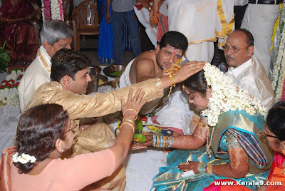 South Indian Famous Actress Meena Marriage Photos Gallery 