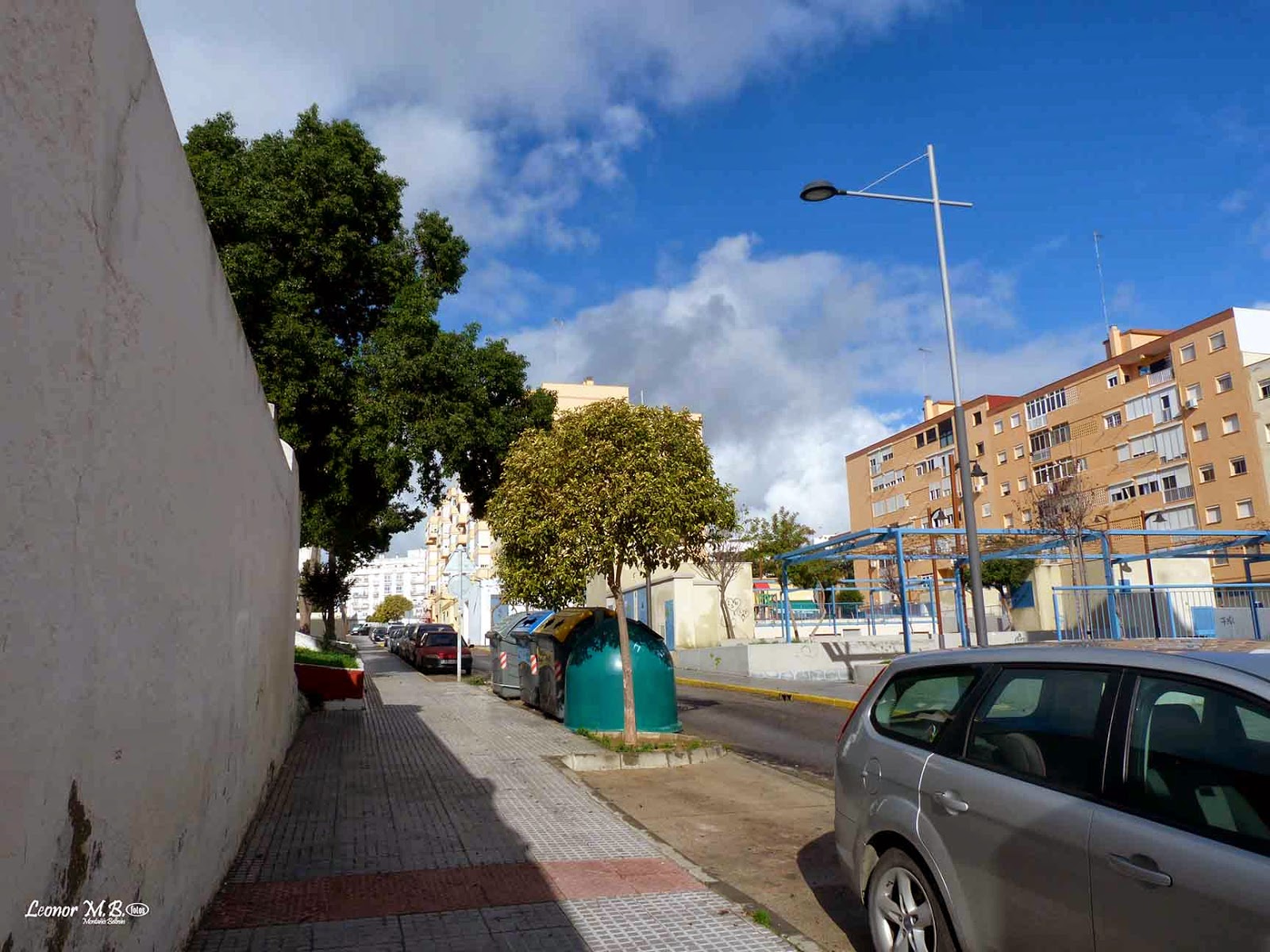 ... calle Batallones de Marina y termina en la Plaza Emperador Carlos V