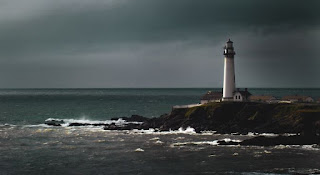 Photo du phare par Daniel Grégoire sur Unsplash