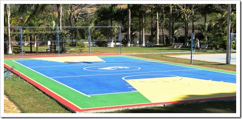 Quadra de Voley e Basquete Reformada