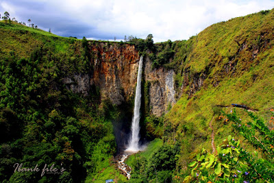 Air Terjun Sipiso-Piso