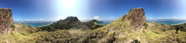  yaitu project terbaru saya perihal kisah perjalanan saya dimasa kemudian dan masa depan yang SALAH JALUR TREKKING DI PULAU PADAR - PULAU DENGAN TUJUH MATAHARI