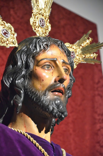 Nuestro Padre Jesús Cautivo - Sevilla