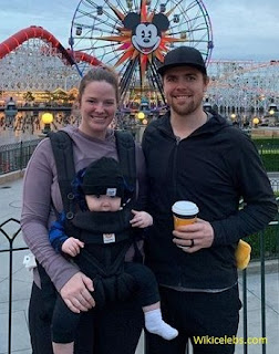 Tanner Pearson C His Wife Meaghan Loveday And Kids Family Photo