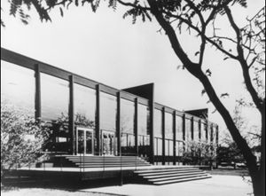 Crown Hall: external portal frame