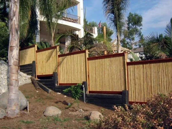 Model Pagar Rumah Minimalis dari Bambu