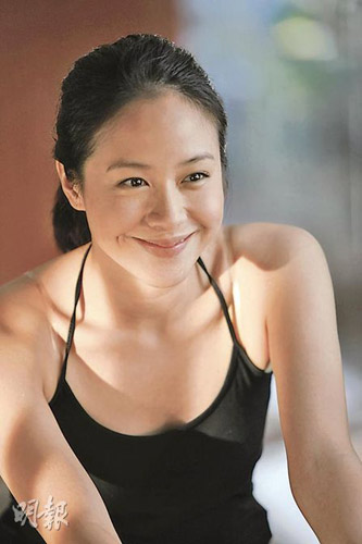 Photo Gallery: Hong Kong Beautiful Actress Karena Lam