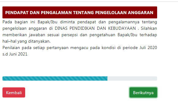 Mengisi Kuesioner Pendapat dan Pengalaman Tentang Sumber Daya Manusia