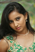 Ishika singh latest glam pics-thumbnail-28