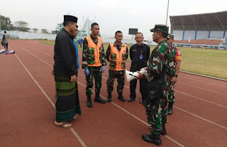 Pertandingan Sepak Bola Liga Santri Piala KASAD  di lapangan Sport Jabar Jl. Pacuan Kuda Arcamanik Kota Bandung