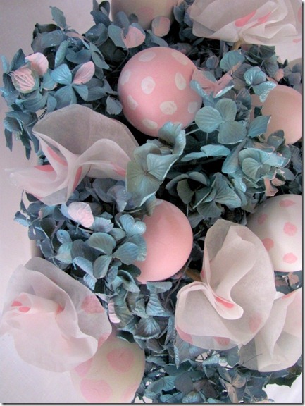 egg arrangement