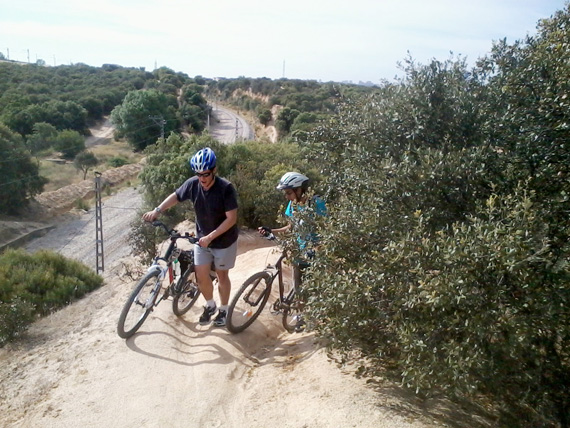 Ruta en bici de Madrid a Manzanares el Real por el GR-124, junio 2012