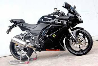 gambar modifikasi kawasaki NINJA 250 CC