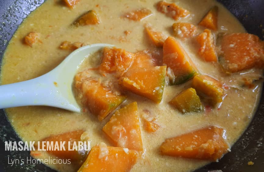 Masak Lemak Labu Mudah  Malay Style Pumpkin in Coconut 