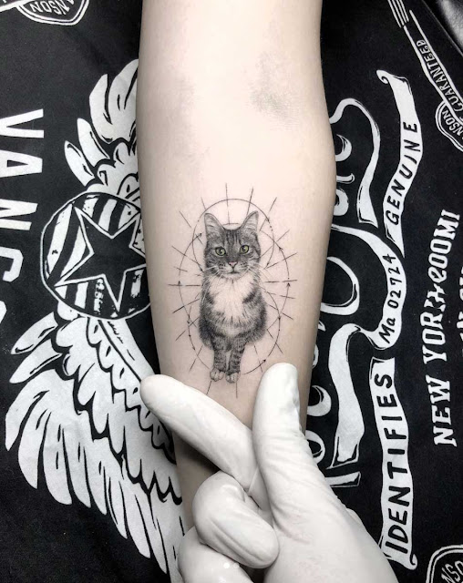 tatuagens femininas de gatos