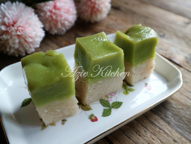 Kuih Seri Muka Istimewa Azie Kitchen - A Keeper Recipe 