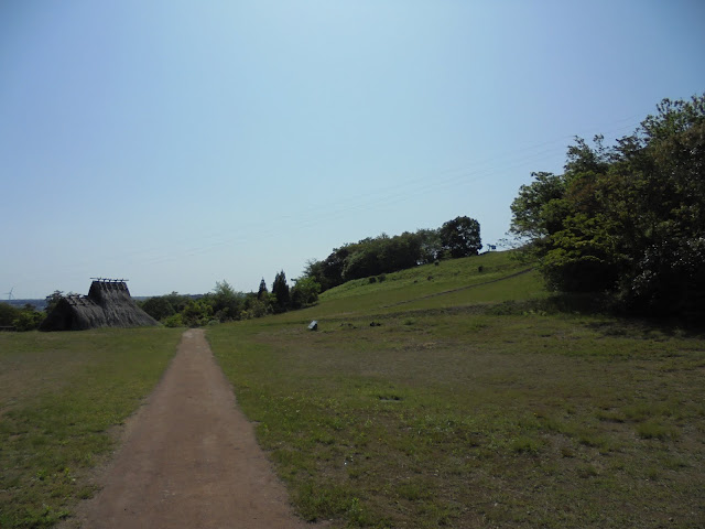 弥生のムラの広場