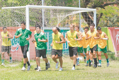 Oriente Petrolero - Entrenamiento en San Antonio - Club Oriente Petrolero