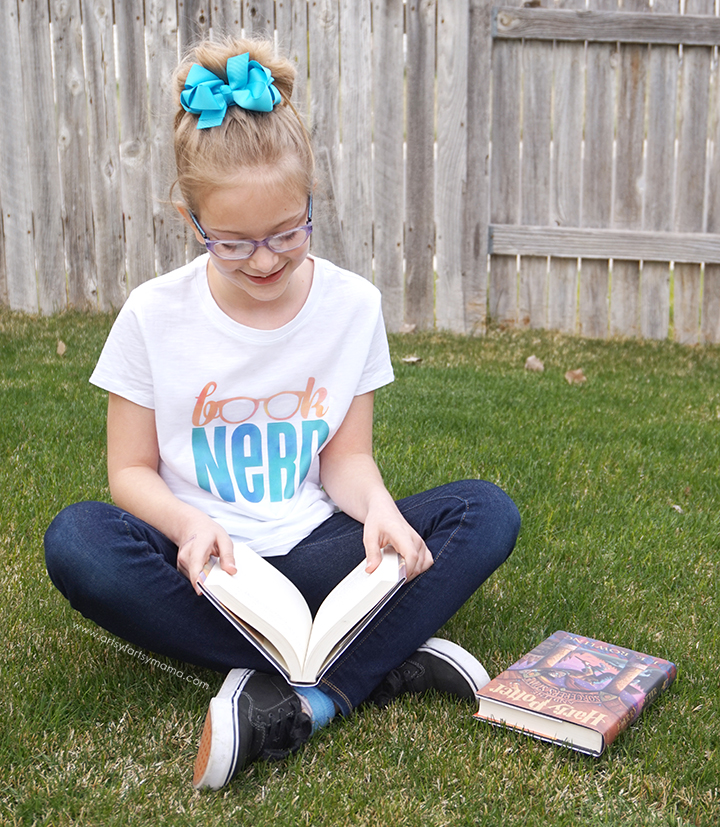 Let the world know you LOVE books with this DIY Book Nerd Shirt made with Cricut Patterned Iron-On!