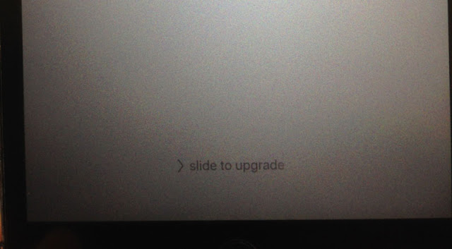 Stuck di tampilan "Slide to Update"