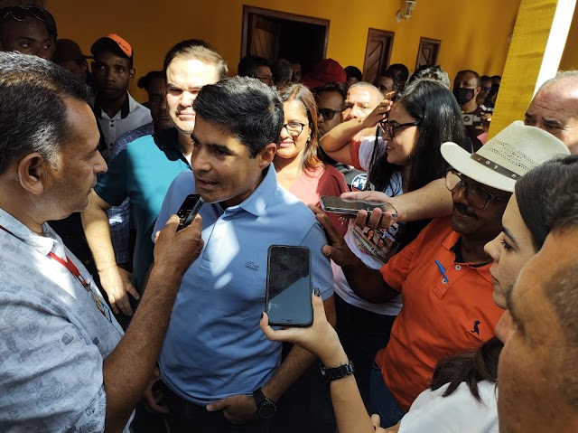  Em pré-campanha, ACM Neto visita municípios do Litoral Norte da Bahia