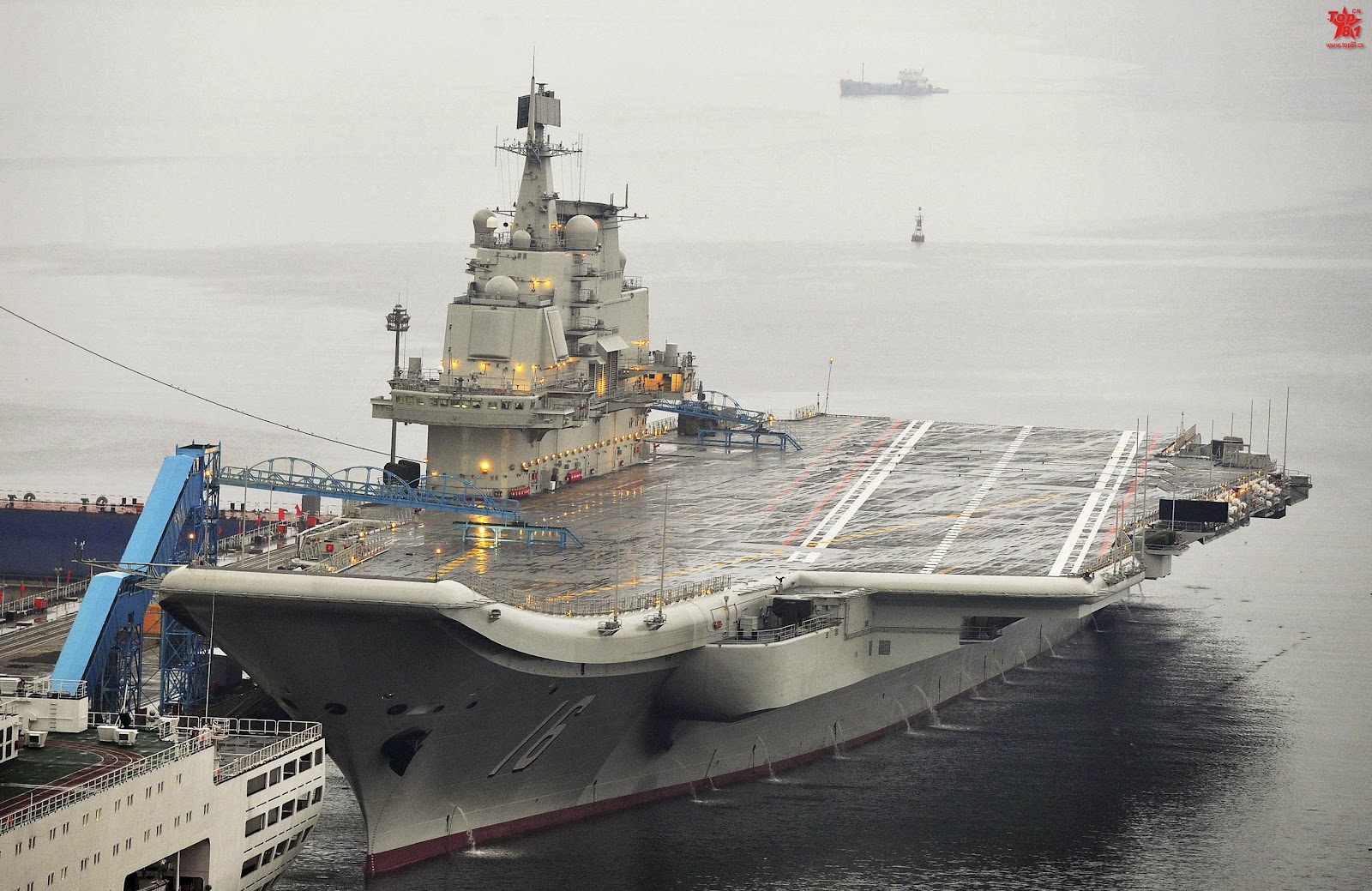 Chinese Aircraft Carrier Liaoning CV16 At Induction ...