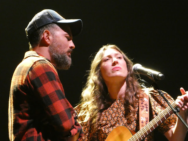 Alela Diane with guest Scott Avett, opening for the Avett Brothers at the Kings Theatre on November 5