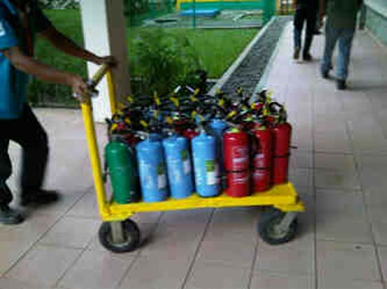 Isi Ulang Tabung pemadam jenis Powder Chemical