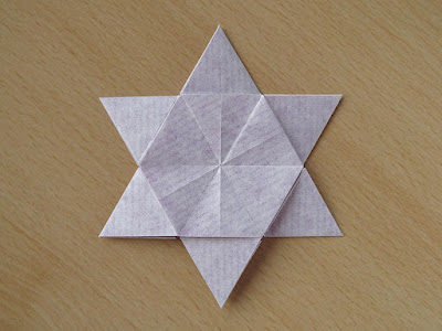 origami, vista posteriore, Stella di triangoli - Star of triangles by Francesco Guarnieri