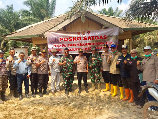 Muara Medak Diguyur Hujan, Forkopimda bersama  jajaran dan Masyarakat  Sujud Syukur