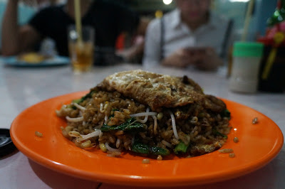 Kwe tiaw Ayong di Jalan Gajah Mada Pontianak