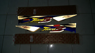 STRIPING TIARA ORIGINAL