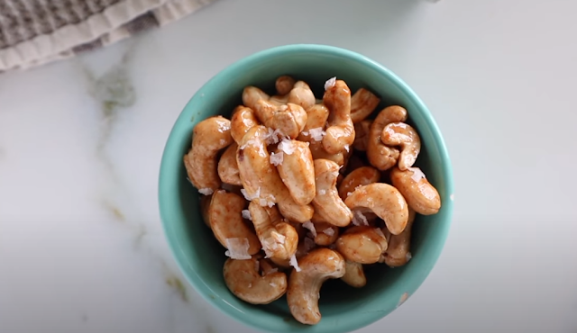 THREE NGREDIENT DESSERTS WHICH ARE HEALTHY! low carbs, paleo recipes