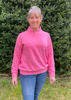 front view pink sweatshirt