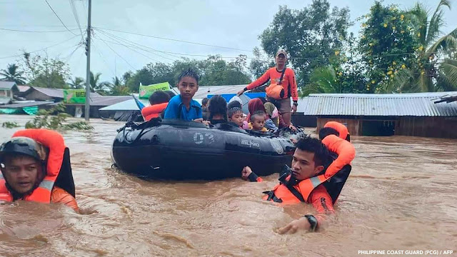 At Least 31 Die as Storm Triggers Floods and Landslides in Philippines.lelemuku.com.jpg