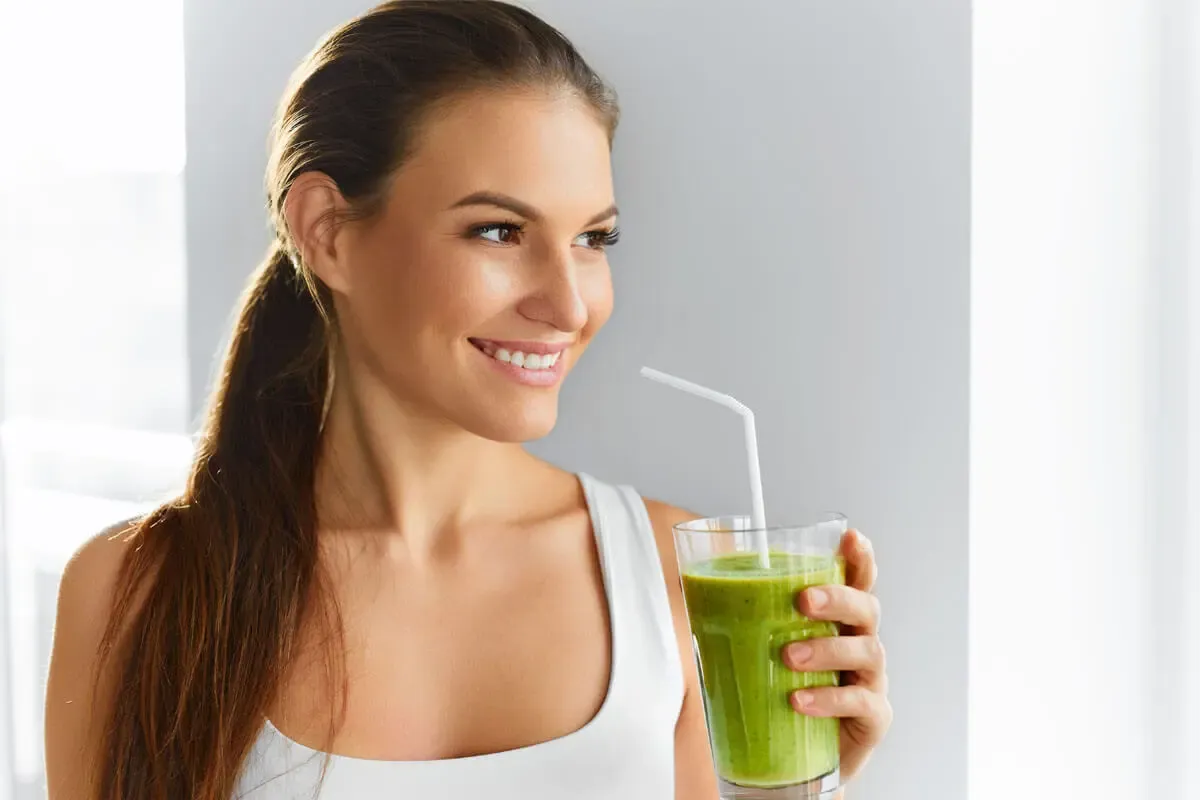 Refreshing and Nutrient-Rich Detox Smoothie