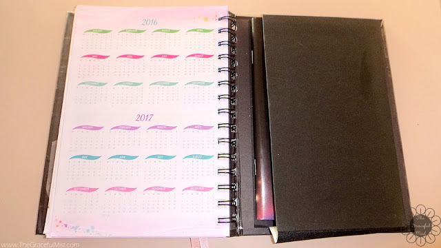 2016 Belle De Jour Power Planner: Back Pocket Picture (Review at http://www.TheGracefulMist.com/)