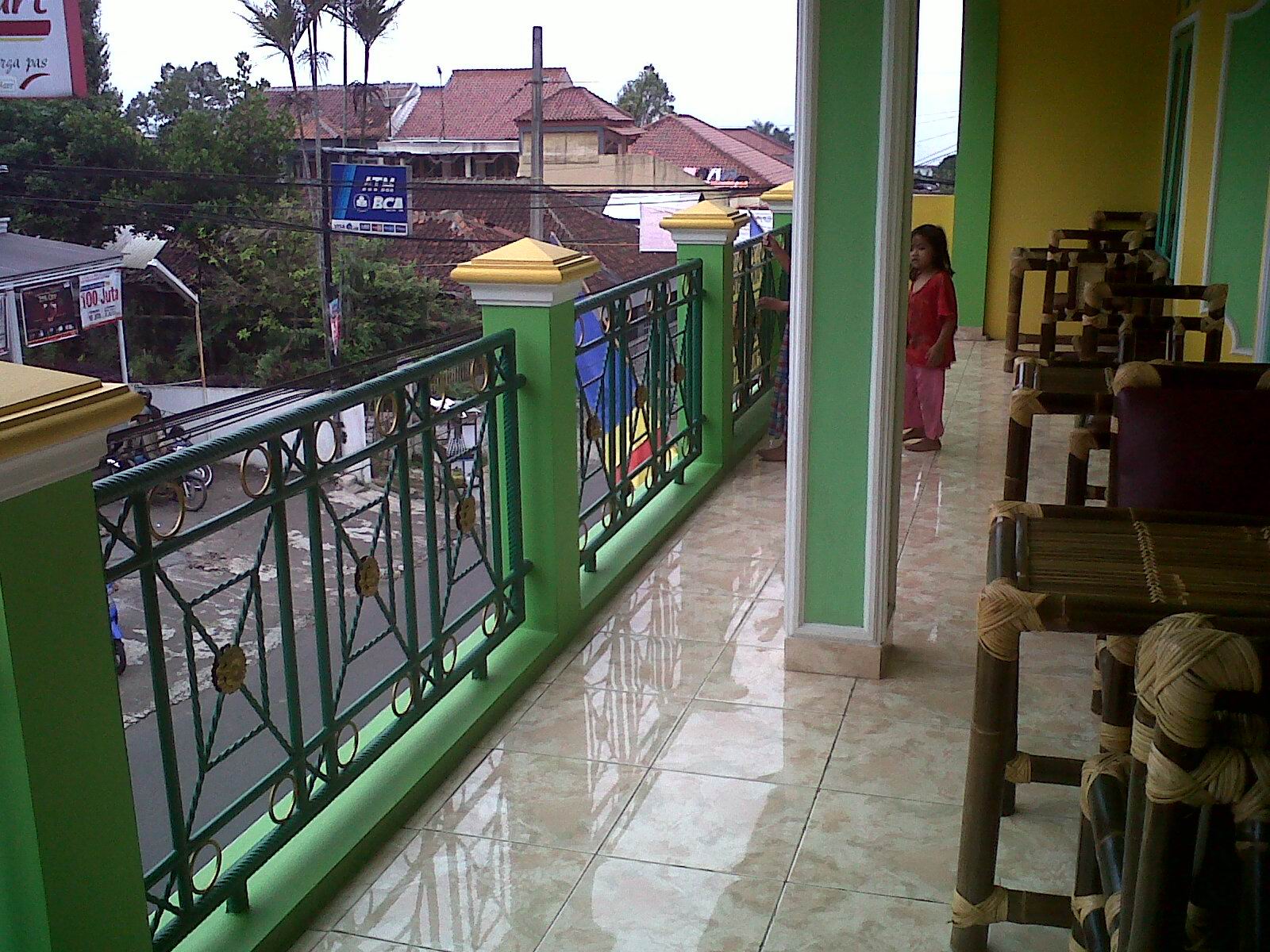 Dijual Rumah Makan 3 Lantai di Selabintana Sukabumi