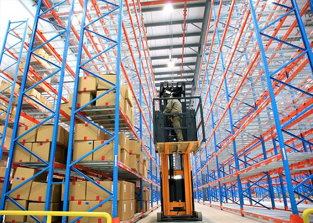 SELECTIVE PALLET RACKING SYSTEM