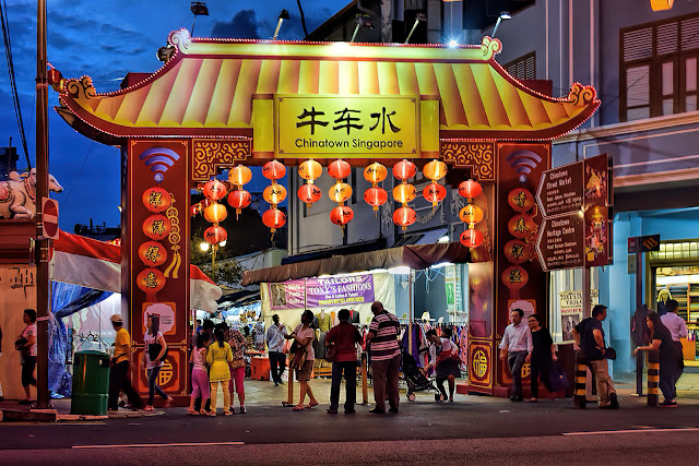 Chinatown street market top best places for shopping in Singapore