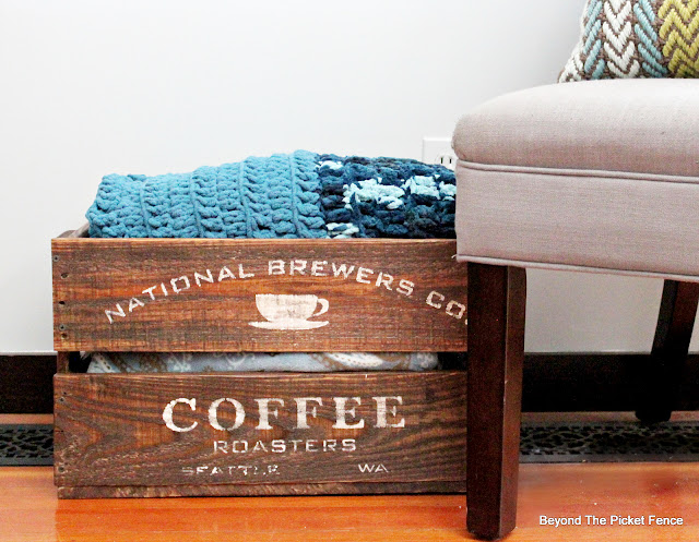 Pallet Wood Coffee Crate