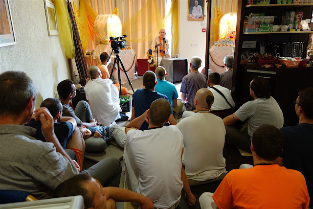 Sankarshan Das Teaching Krishna Bhakti--Vilnius, Lithuania