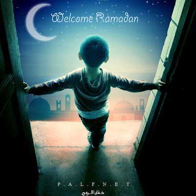 Ramadan kareem wallpapr with wecome text and child in it