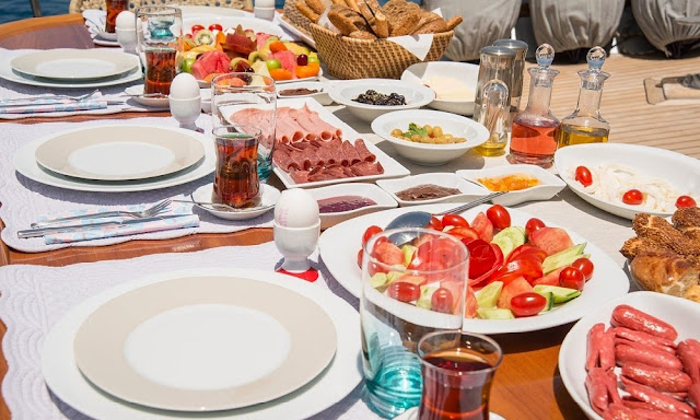 alquiler de goletas en Turquia. Alquilar goletas en Turquía. Alquiler de goletas en Bodrum baratas. Alquilar una goleta en Turquía